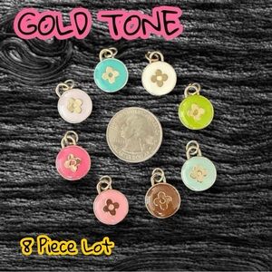 🆕 Listing -  Lot of 8 LV Gold Tone Zipper Pull Button Charms Double Sided